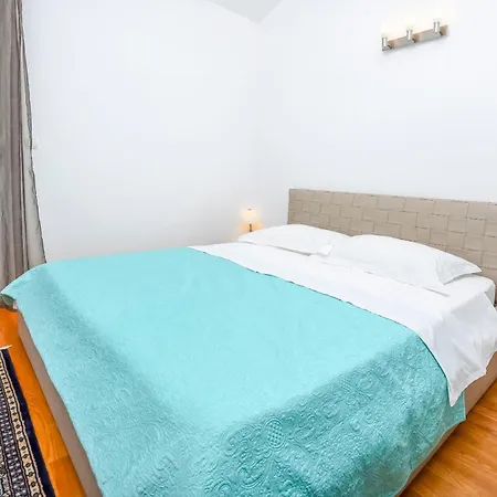 Apartament Marin *